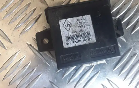 Renault Laguna III Other devices 4M5418R0A