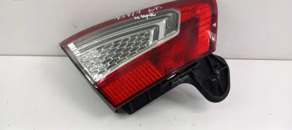 Ford Mondeo MK IV Tailgate rear/tail lights