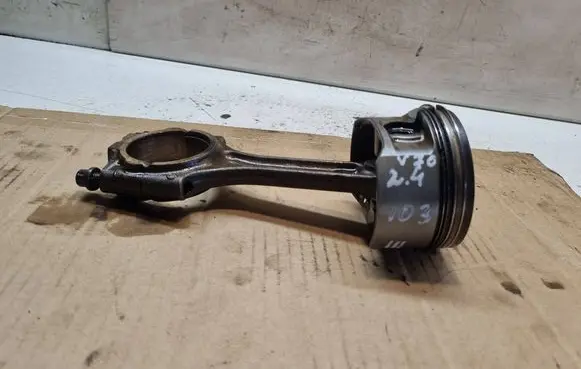 Volvo V70 Piston with connecting rod 83L38