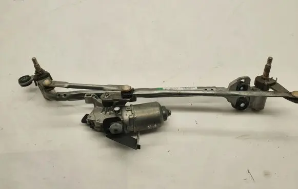 BMW X6 F16 Front wiper linkage and motor 7350336