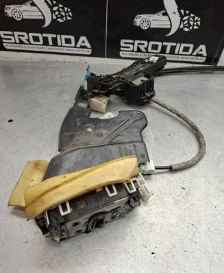 Mercedes-Benz E W212 Rear door lock A0997300235