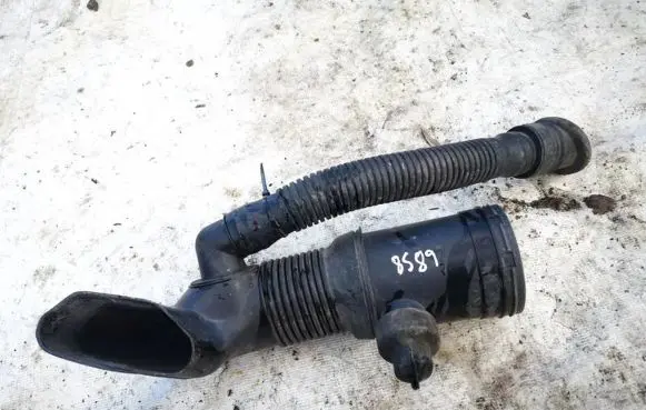 BMW 5 E39 Air intake hose/pipe 13712247004 1371-2247004