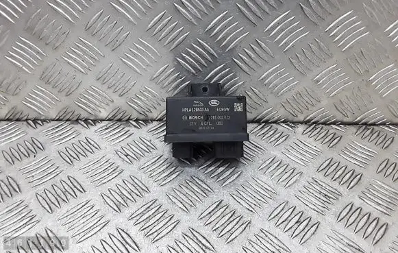 Land Rover Discovery Sport Glow plug pre-heat relay 0281003073