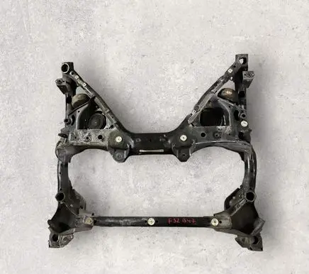 BMW 4 F32 F33 Front subframe 6872120