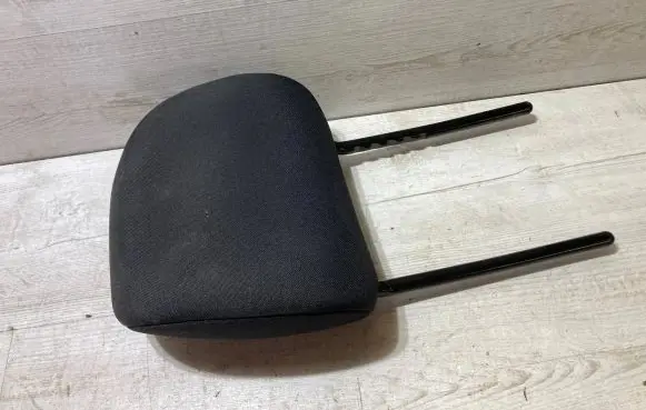 Citroen C3 Aircross Front seat headrest 
