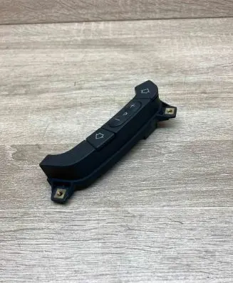 BMW 5 E39 Electric window control switch 8363655 03740260