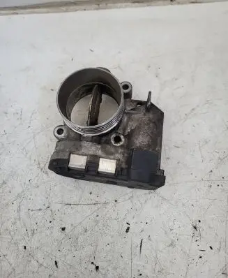 Volvo V70 Throttle valve 8692720