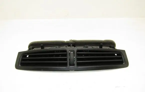 Ford C-MAX II Dash center air vent grill