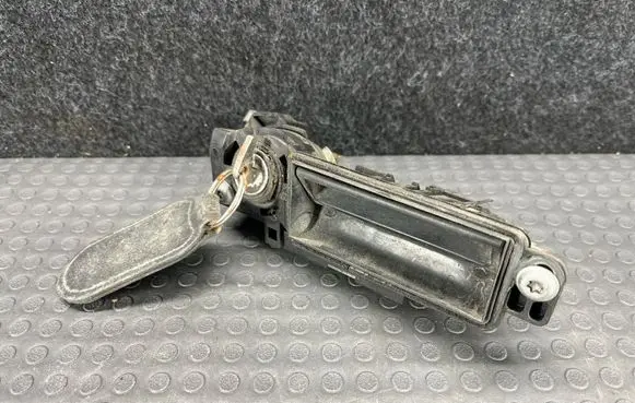 Mercedes-Benz E W211 Tailgate/trunk/boot exterior handle A2037500093