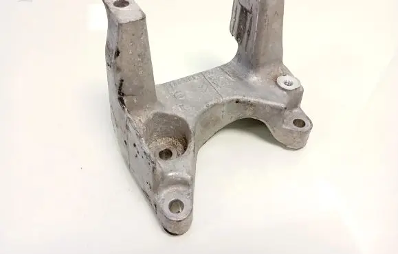 Peugeot 508 RXH Gearbox mounting bracket 9685336280