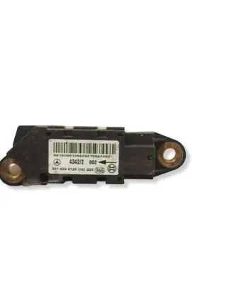 Mercedes-Benz E W211 Airbag deployment crash/impact sensor 0018209126 43422002