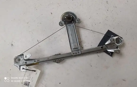 Opel Astra H Rear door manual window regulator 13100420