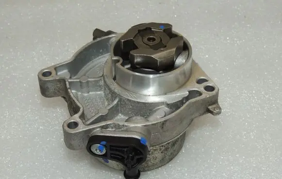 Suzuki SX4 S-Cross Vacuum pump 93179221 55488984