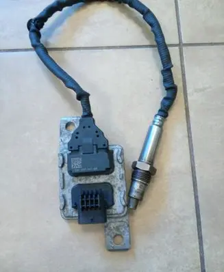 Volkswagen Crafter Lambda probe sensor 04L907807GD NE68526