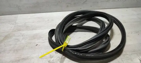 Peugeot 508 II Trunk rubber seal (body) VLADA