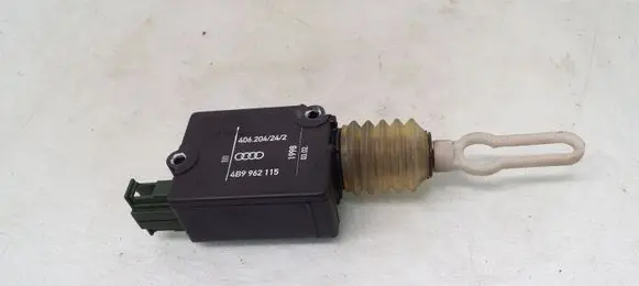 Audi A6 S6 C5 4B Tailgate boot lock/latch motor 4B9962115