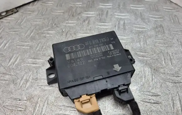 Audi Q7 4L Parking PDC control unit/module 4F0919283J