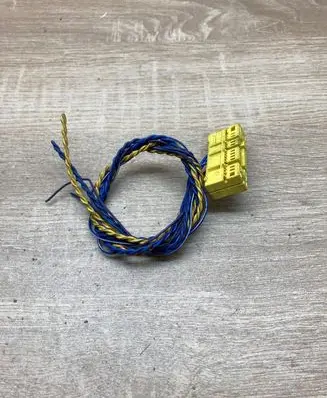 BMW 3 E90 E91 Plug wire 8373310
