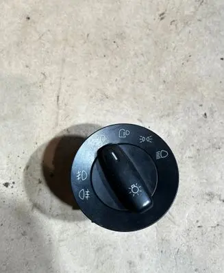 Volkswagen PASSAT B6 Light switch 1K0941431N