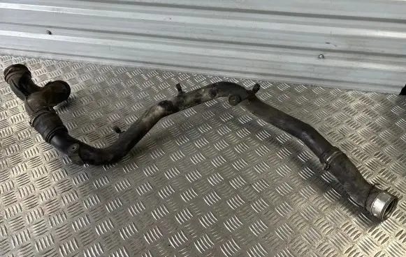 Audi Q7 4L Intercooler hose/pipe 7L6145770M 7L6145795