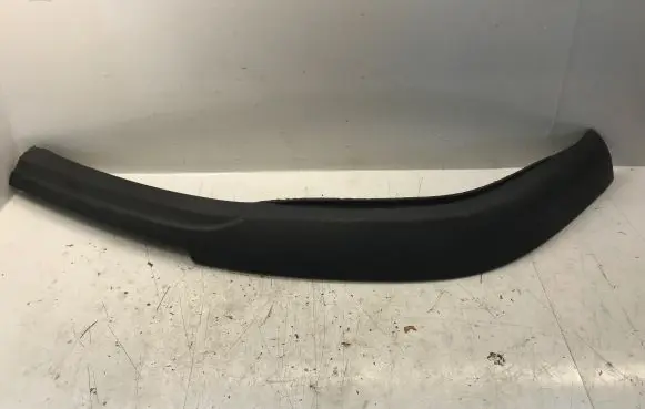 Toyota Avensis T250 Front bumper lip 7685105020