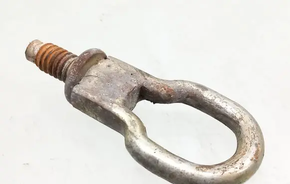 Ford Focus C-MAX Towing hook eye 