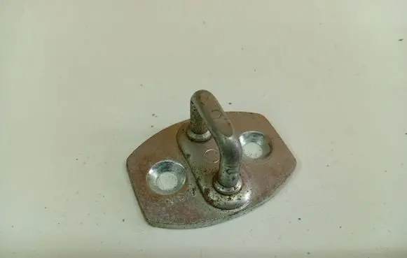 Toyota Auris 150 Rear door lock loop/hook striker