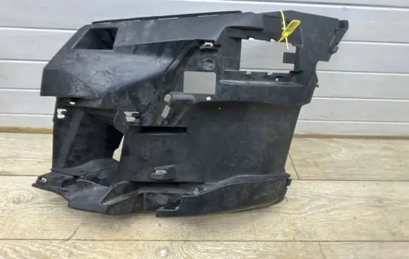 BMW 6 G32 Gran Turismo Front bumper mounting bracket 8078809 17949110