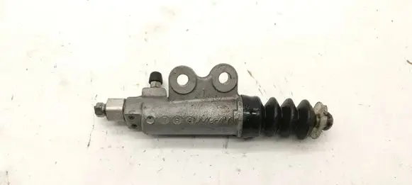 Honda Civic Clutch slave cylinder 
