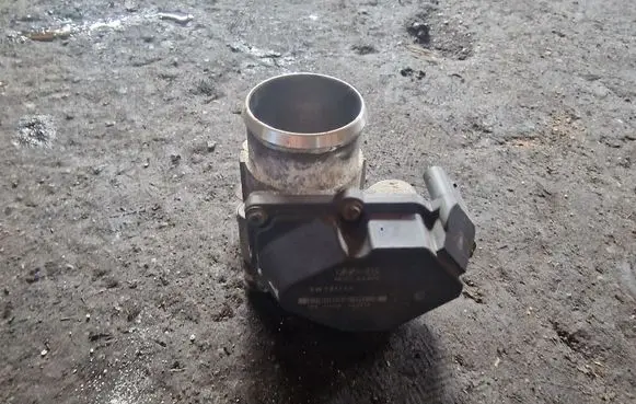 KIA Ceed Throttle valve
