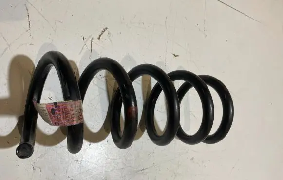 Ford Mustang VI Rear coil spring JR3C5560HA