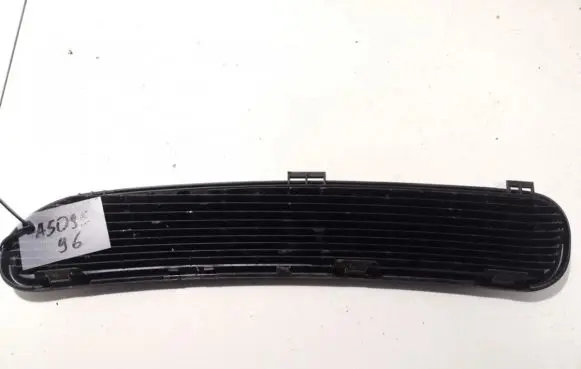 Mini One - Cooper R50 - 53 Wiper trim 7122506