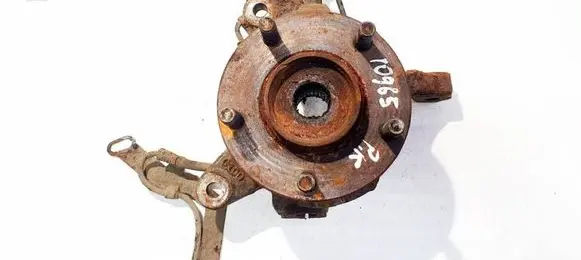 Mazda Premacy Front wheel hub
