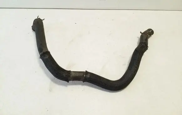 Lexus CT 200H Engine coolant pipe/hose