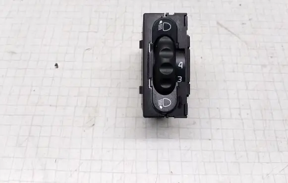 Renault Megane I Headlight level height control switch
