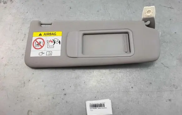 Sun visor