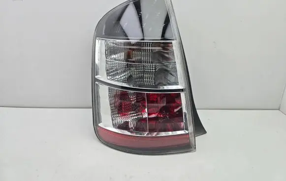 Toyota Prius (XW20) Rear/tail lights 6120R