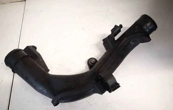 Skoda Superb B6 (3T) Intercooler hose/pipe 5n0145770a