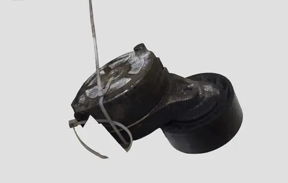 Peugeot 4007 Alternator belt tensioner