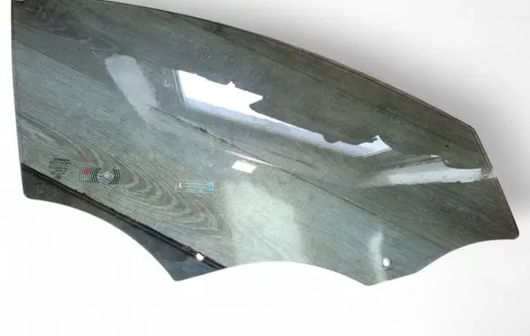 Volvo S60 Front door window glass four-door 43R001106 DOT57M53AS2