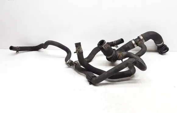 Volvo V60 Engine coolant pipe/hose 31474864 207628