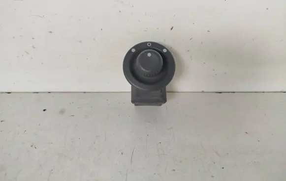 Renault Scenic I Wing mirror switch 7700432971C