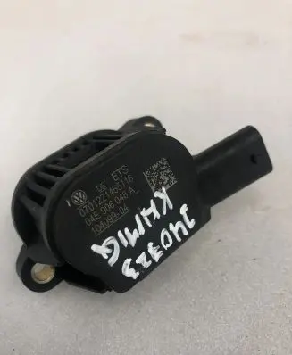 Skoda Kamiq Camshaft vanos timing valve 04E906048A