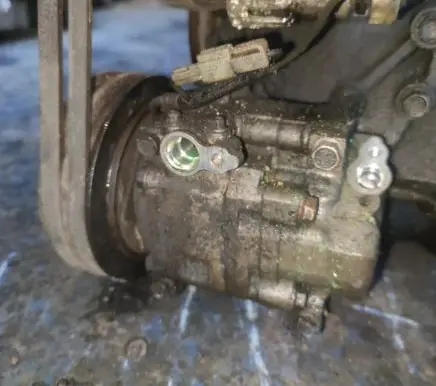 Mazda Premacy Air conditioning (A/C) compressor (pump) h12a0ah4pm a1004650