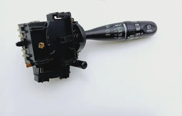 Toyota Corolla Verso E121 Wiper control stalk 173738