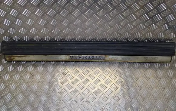 Mercedes-Benz S W140 Side skirt front trim 1406800935