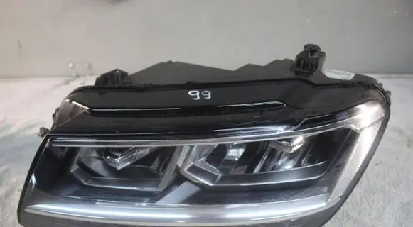 Volkswagen Tiguan Headlight/headlamp 5NB941035D 0301101231
