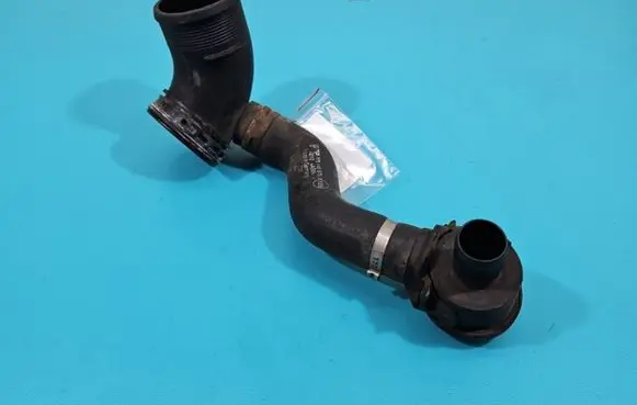 Porsche Cayenne (92A) Intercooler hose/pipe 7P5145675B IMPRK1403919