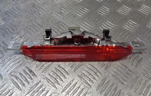 Toyota Corolla E120 E130 Third/center stoplight