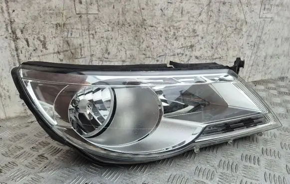 Volkswagen Tiguan Headlight/headlamp 5N2941032K 1LD24703804 24789600